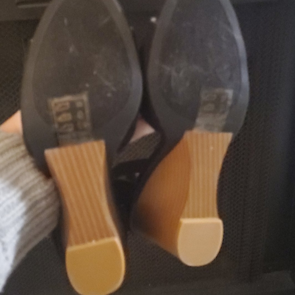 Black Wedges - image 4